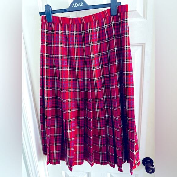 Vintage Pendleton Skirt Wool Pleated Plaid Red Black School Girl  Midi 14 - Picture 2 of 4